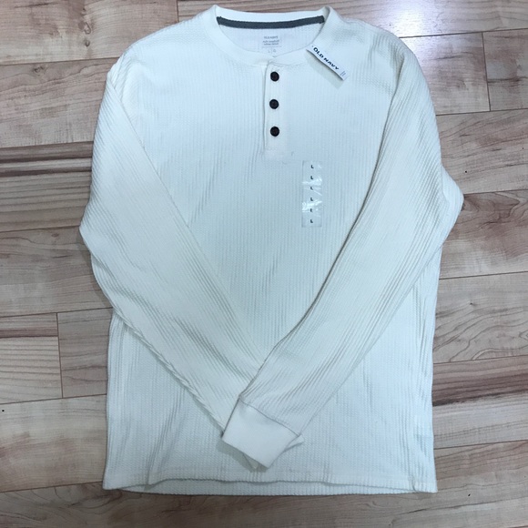 Old Navy Men’s Knit 3-Button Sweater - Picture 2 of 3